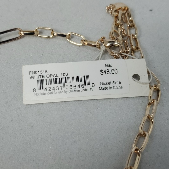 French connection white opal stone neck gold chain - Picture 4 of 4